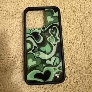 wildflower salem mitchell green iphone 13 pro case